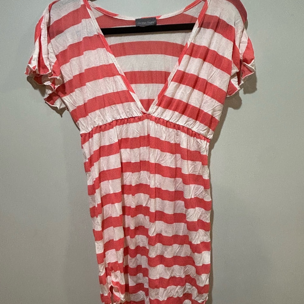 Chic Striped Swim Coverup in Red and White